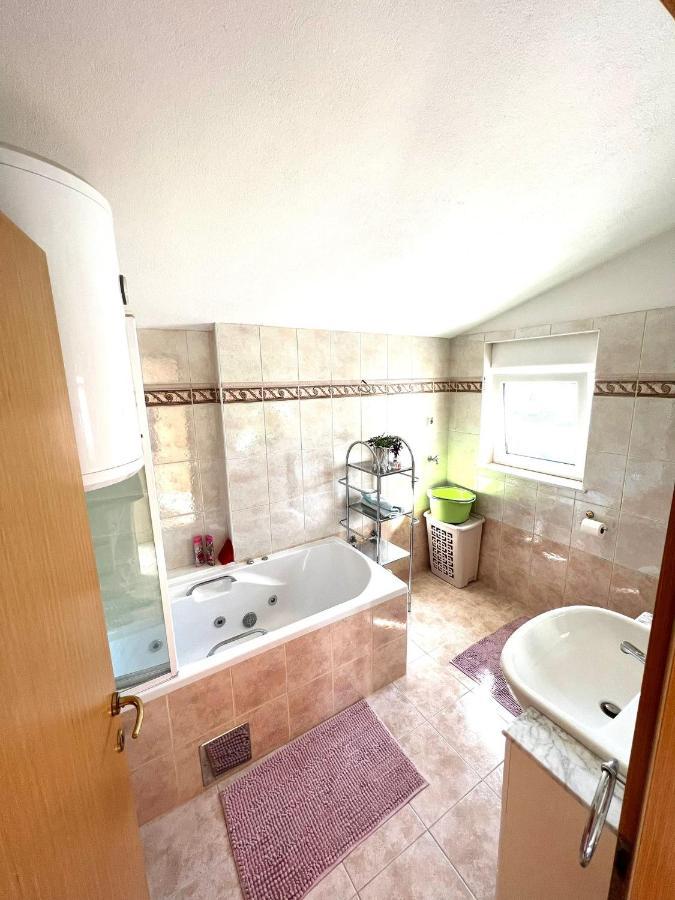 Appartement Toni *