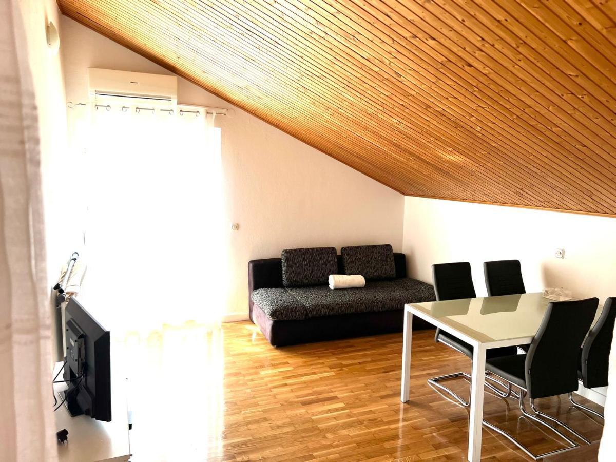 Toni Appartement *